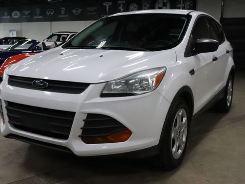 Used 2016 Ford Escape S image 1