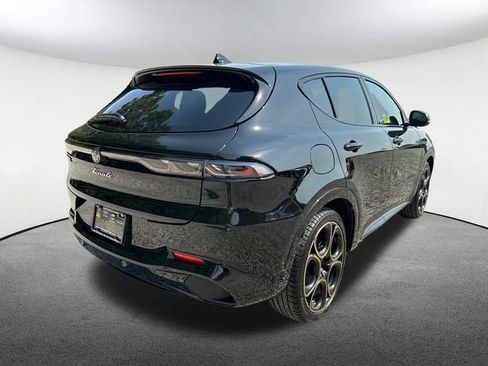 Used 2025 Alfa Romeo Tonale AWD/4WD image 14