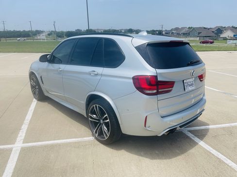 Used 2017 BMW X5 M image 3
