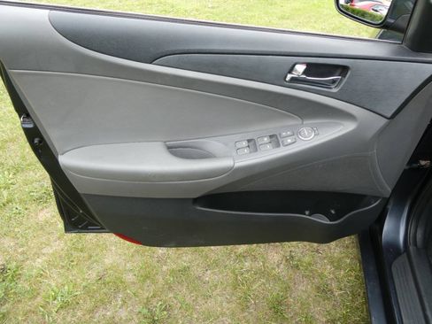 Used 2013 Hyundai Sonata GLS w/ Popular Equipment Pkg FWD image 16