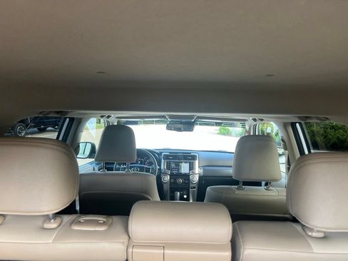 Used 2021 Toyota 4Runner SR5 Premium w/ Moonroof Package RWD image 15