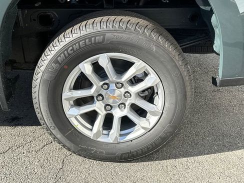 New 2026 Chevrolet Silverado 1500 LT image 9