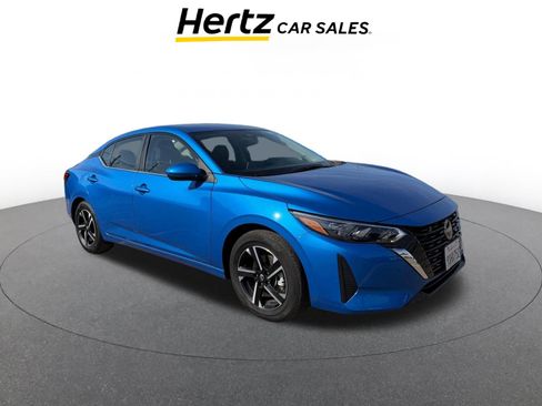 Used 2025 Nissan Sentra SV image 1