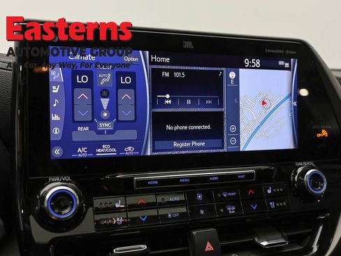 Used 2021 Toyota Highlander Limited AWD/4WD image 19