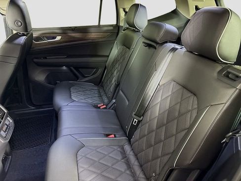 New 2026 Volkswagen Atlas SEL Premium R-Line AWD/4WD image 26