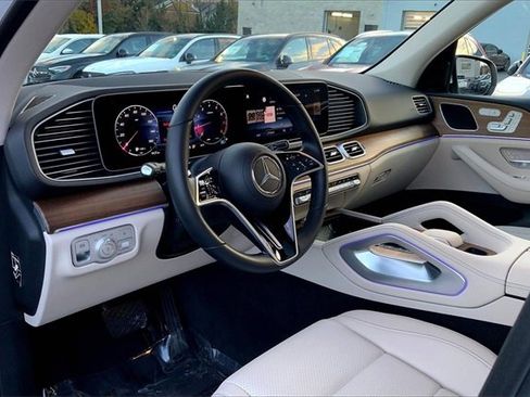 Used 2025 Mercedes-Benz GLE 350 4MATIC image 14