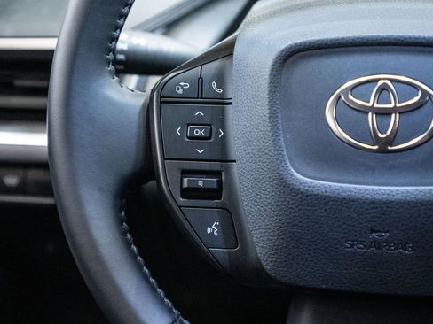 Used 2025 Toyota Prius LE image 18