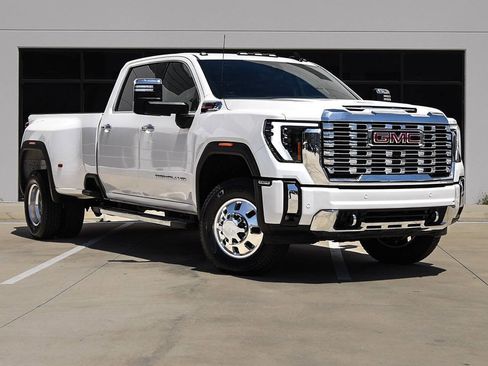 Used 2024 GMC Sierra 3500 Denali w/ Denali Reserve Package image 1