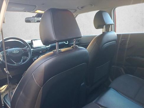 Certified 2023 Hyundai Venue Limited image 11