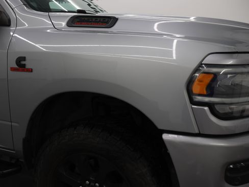 Used 2021 RAM 2500 Big Horn w/ Level 2 Equipment Group image 28