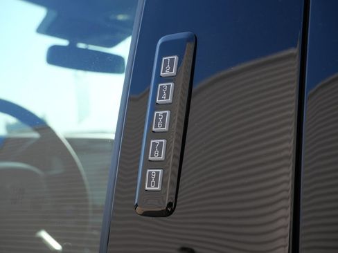 New 2026 Ford F250 Lariat w/ Black Appearance Package AWD/4WD image 13