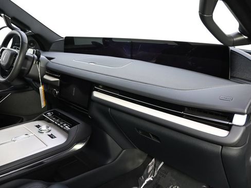 New 2026 Lincoln Navigator L Reserve AWD/4WD image 15