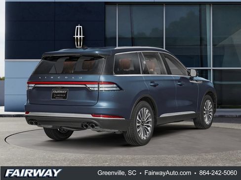 Used 2024 Lincoln Aviator Reserve w/ Equipment Group 201A AWD/4WD image 2