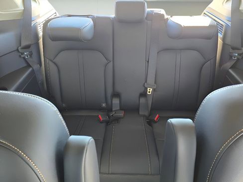 Used 2025 MAZDA CX-90 Plug-In Hybrid w/Premium Sport image 29