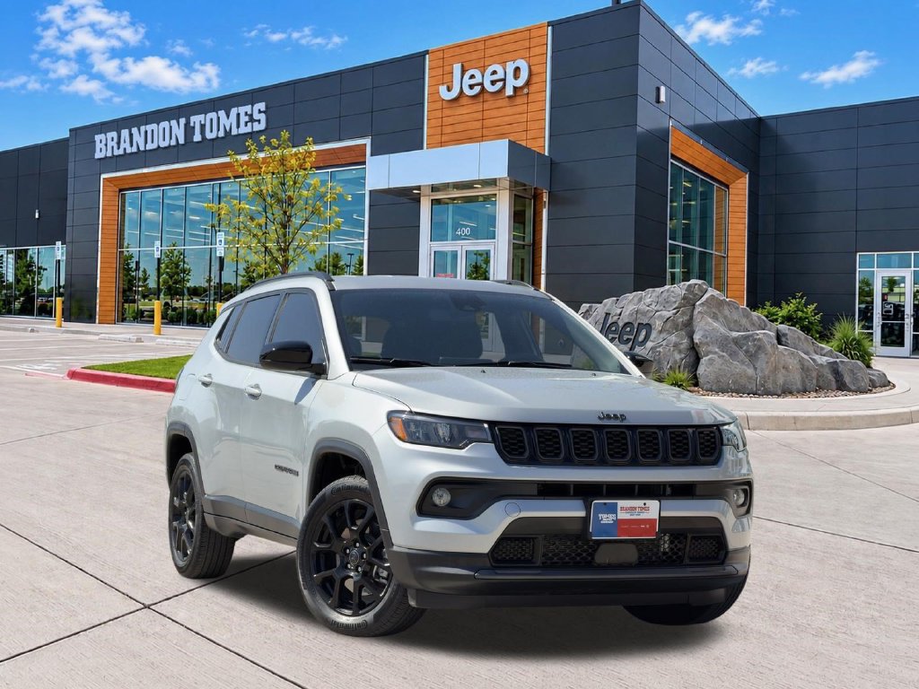 Used 2026 Jeep Compass Latitude AWD/4WD image 5