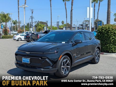 Used 2026 Chevrolet Equinox EV LT image 1