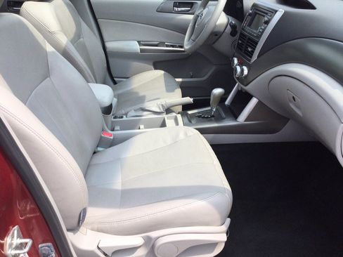 Used 2012 Subaru Forester 2.5X Limited AWD/4WD image 22