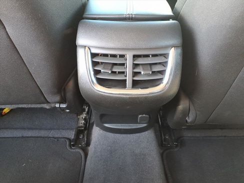 Used 2023 Chevrolet Malibu LT image 27