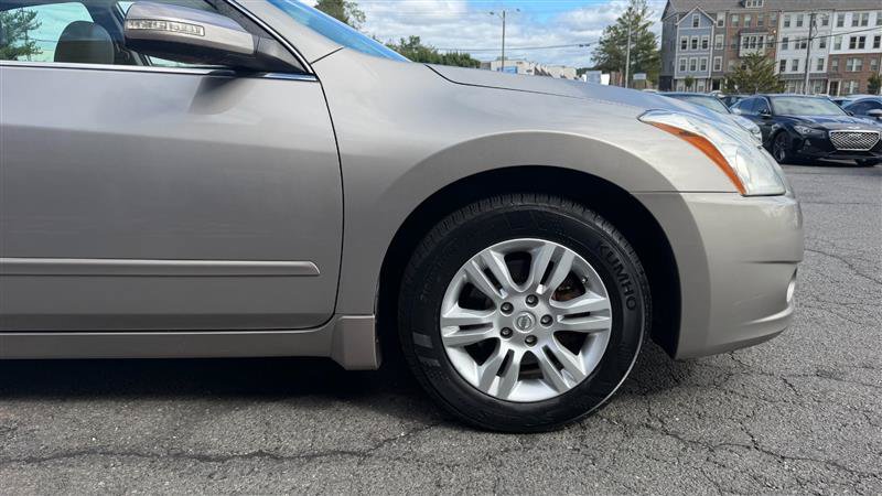 Used 2012 Nissan Altima 2.5 SL w/ 2.5SL Pkg FWD image 5