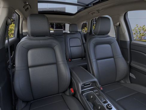 New 2026 Lincoln Corsair Grand Touring image 9