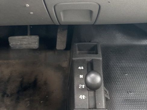 Used 2014 GMC Sierra 2500 W/T image 10