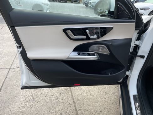 Certified 2025 Mercedes-Benz E 450 4MATIC All-Terrain Wagon image 19