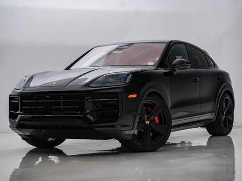 New 2026 Porsche Cayenne GTS AWD/4WD image 1