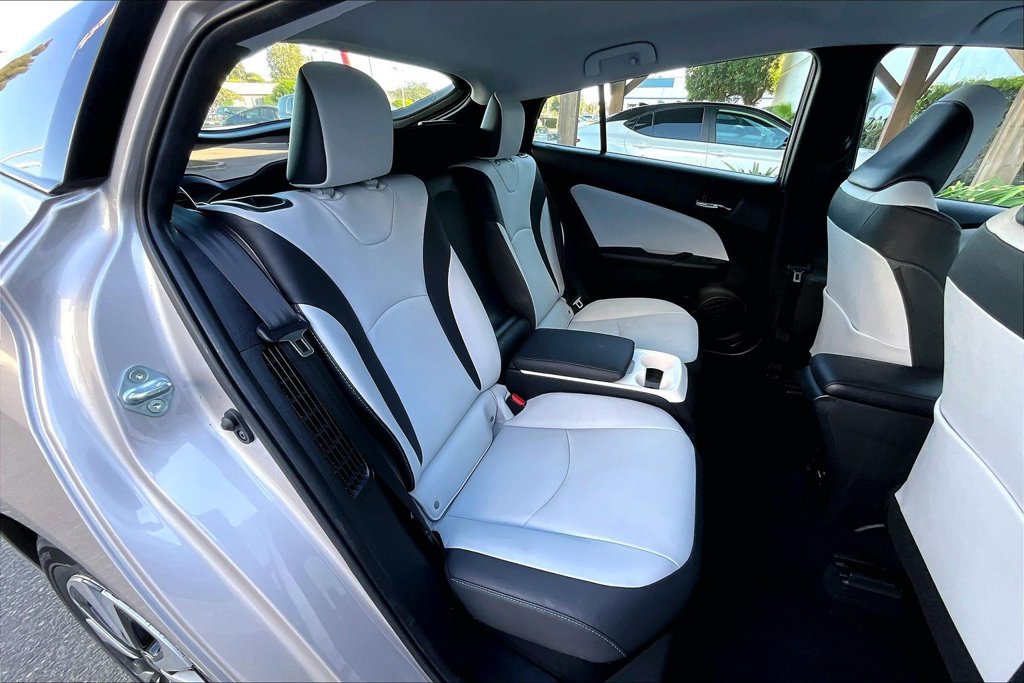 Certified 2019 Toyota Prius Prime Advanced FWD image 25