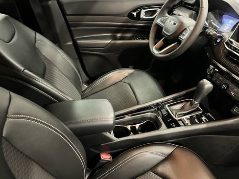 Used 2023 Jeep Compass Altitude image 21