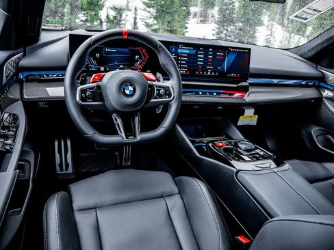 New 2026 BMW M5 w/ Executive Package AWD/4WD image 13