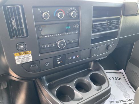 Used 2023 Chevrolet Express 3500 w/ Power Convenience Package RWD image 16