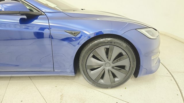 Used 2024 Tesla Model S AWD/4WD image 21