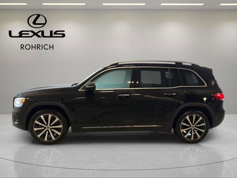 Used 2022 Mercedes-Benz GLB 250 4MATIC image 9