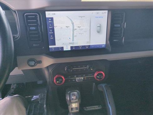 Used 2022 Ford Bronco Wildtrak image 15