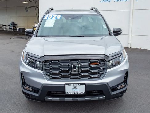 Certified 2024 Honda Ridgeline TrailSport image 4