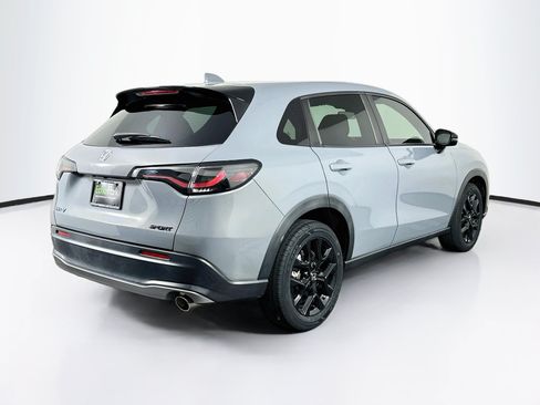 Used 2024 Honda HR-V Sport image 9