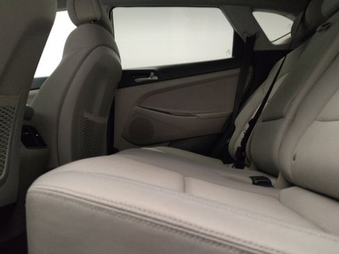 Used 2018 Hyundai Tucson Value w/ Cargo Package FWD image 18