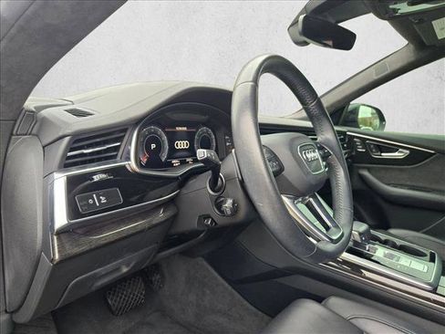Used 2019 Audi Q8 Prestige image 10