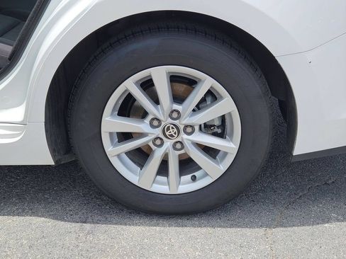 Used 2025 Toyota Camry LE FWD image 29