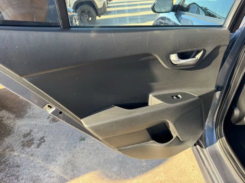 Used 2020 Kia Rio S FWD image 18