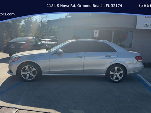 Used 2014 Mercedes-Benz E 350 4MATIC Sedan image 3