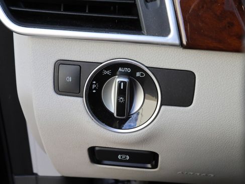 Used 2016 Mercedes-Benz GL 450 4MATIC image 16