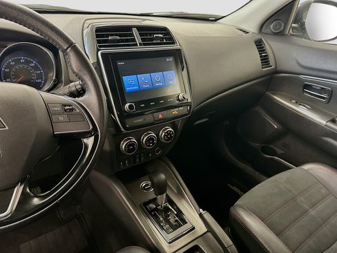 Used 2024 Mitsubishi Outlander Sport SE AWD/4WD image 25