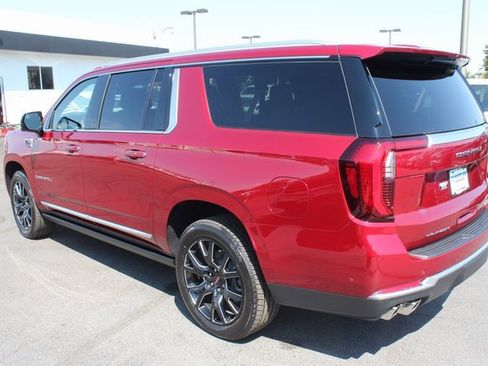 New 2025 GMC Yukon XL Denali w/ Sun & Power Step Package image 13