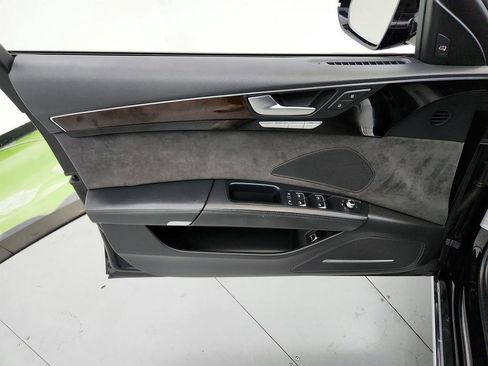 Used 2015 Audi A8 L 4.0T image 23