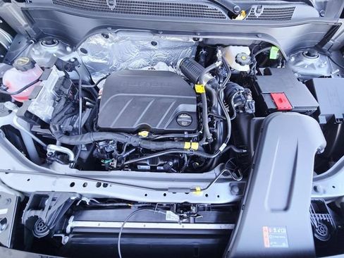 New 2026 Chevrolet Trax ACTIV w/ Driver Confidence Package FWD image 12