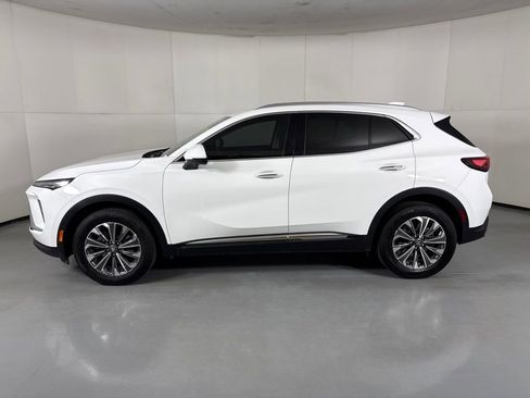 Used 2025 Buick Envision Preferred AWD/4WD image 6
