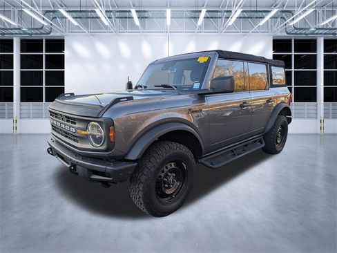 Used 2022 Ford Bronco Wildtrak image 7