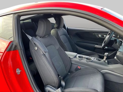 Used 2026 Ford Mustang Coupe RWD image 8