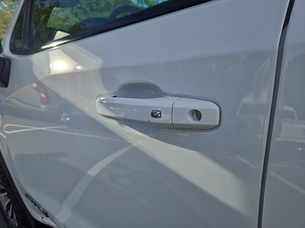 Used 2021 GMC Sierra 1500 AT4 AWD/4WD image 12